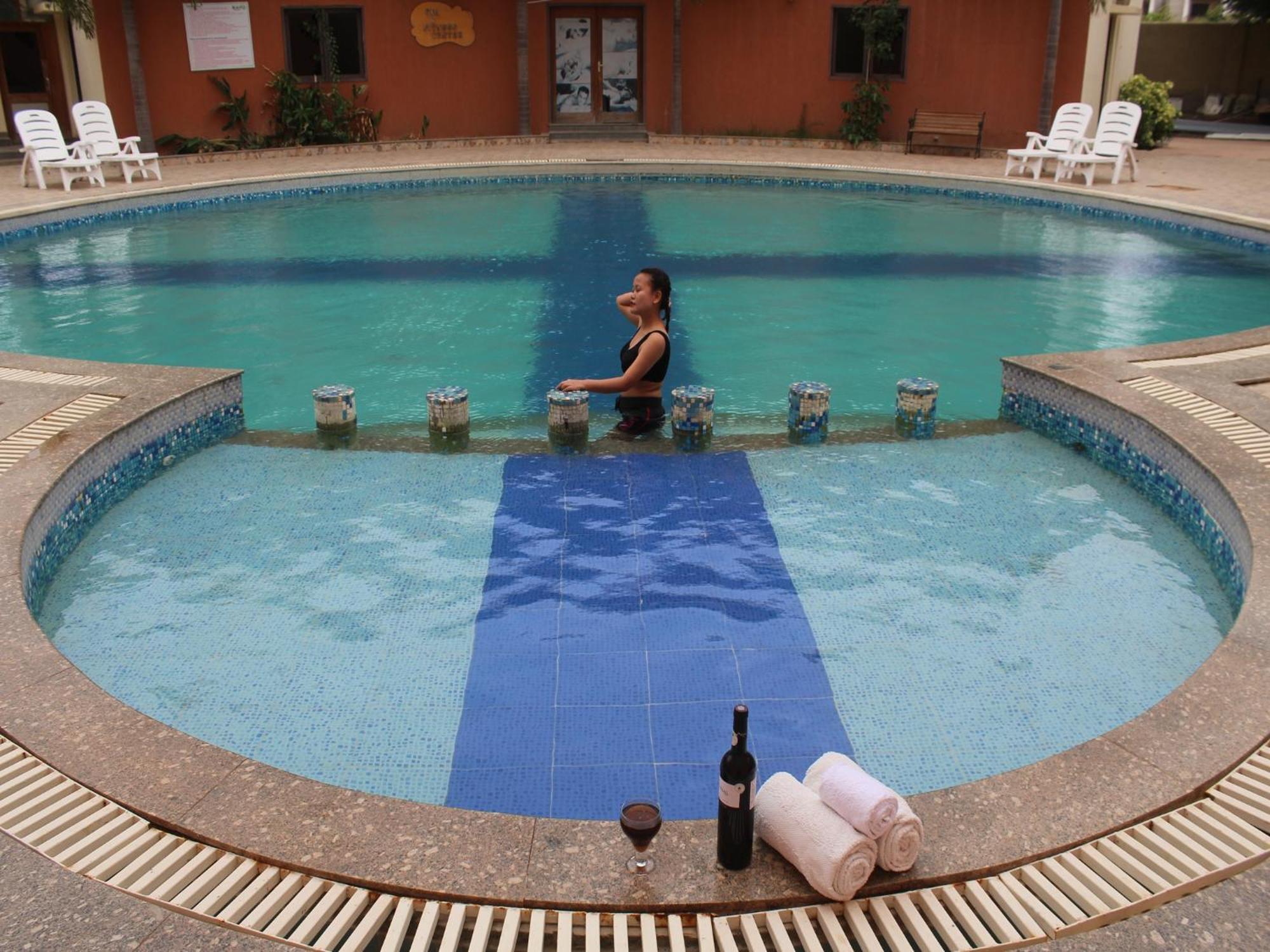 Seven Sky Clarks Exotica Hotel Bhuj Ngoại thất bức ảnh